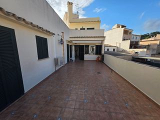 Affitto Appartamento in Andratx. Bonito y amplio piso de 3 habitaciones en andratx