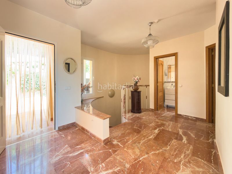 Foto 2cf16204-24cd-4e69-8e15-d50f8402d5c3. Xalet amb aparcament piscina a Coín