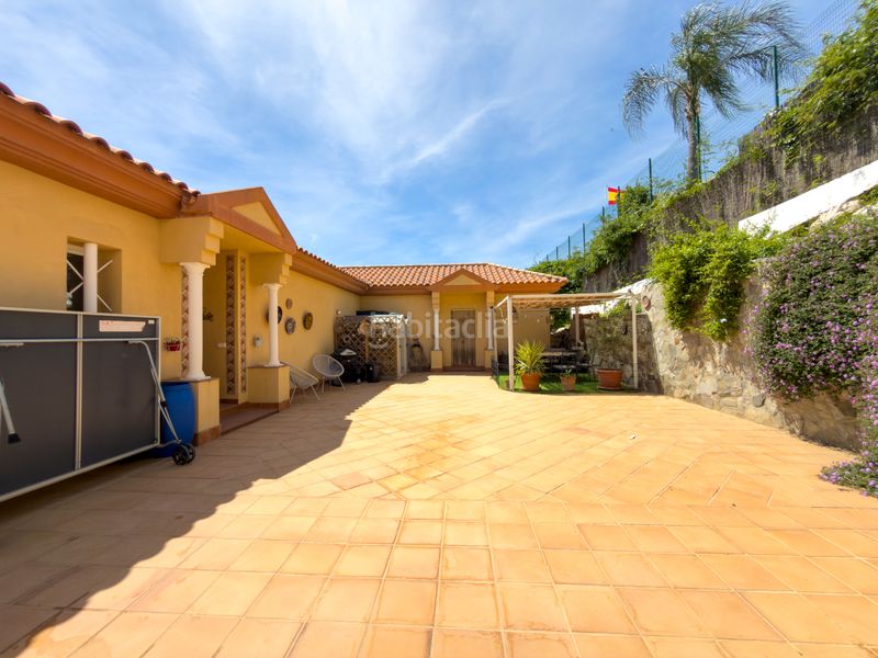 Foto 3ea5daf6-0981-40ab-8e6f-98afd0d8e580. Xalet amb aparcament piscina a Coín