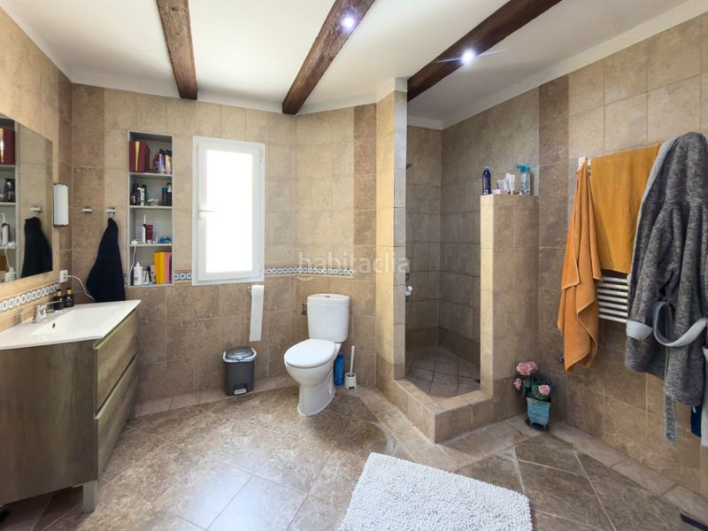 Foto 4321be41-a34f-4a9e-95a8-a80a64011791. Xalet amb aparcament piscina a Coín