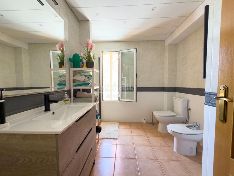 Foto 83571f49-24fd-4f4a-b52b-72e5baf6dc1b. Xalet amb aparcament piscina a Coín