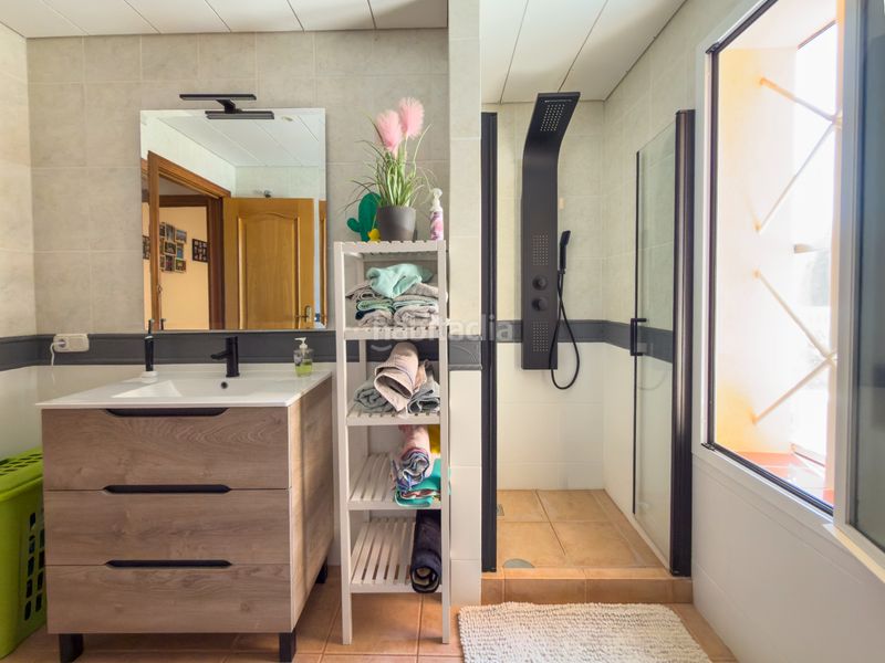 Foto 9554abca-c313-4d27-a95c-65fed9725f62. Xalet amb aparcament piscina a Coín