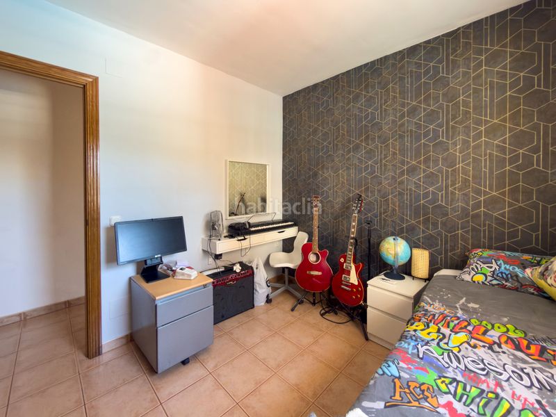 Foto df519c99-6f9c-4ef3-a47f-4dc52930f2c8. Xalet amb aparcament piscina a Coín