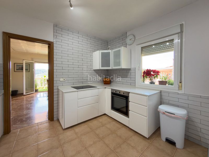 Foto ebc4845b-1c70-403d-8ece-440155c6138f. Xalet amb aparcament piscina a Coín