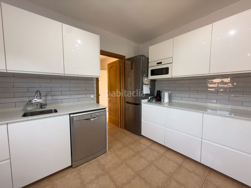 Foto f16179bd-a570-458e-9060-403d7c5bc215. Xalet amb aparcament piscina a Coín