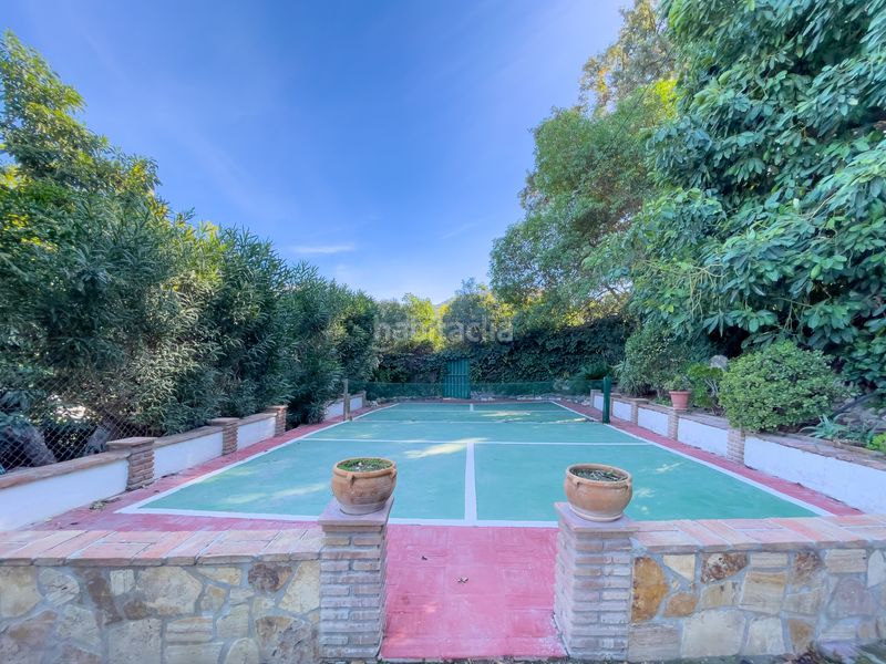 Foto f52b290c-4ba2-409d-8f9a-087516b68d67. Masia amb aparcament piscina a Coín