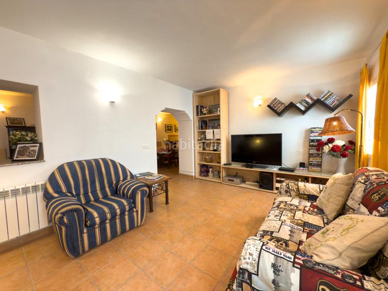 Foto d55d014c-abc4-4815-adef-bb3bd3e9e4a6. Maison jumelée avec chauffage dans Tolox