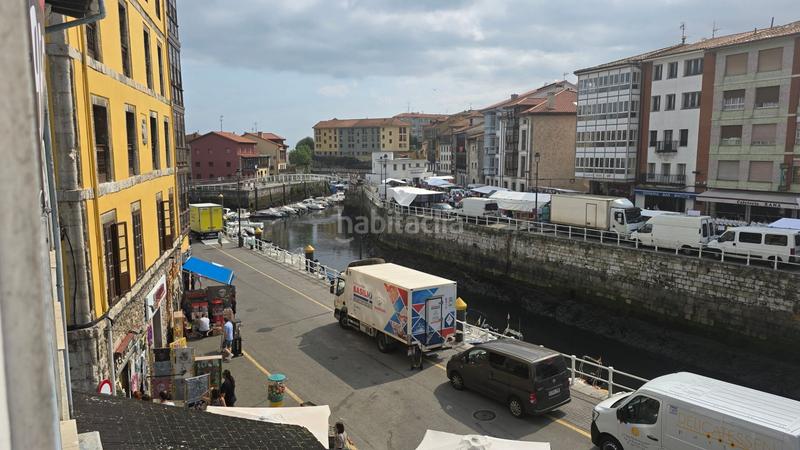 Foto 9ded3d8e-ae7f-43bd-91da-e2f6090a7e01. Edificio emblemático edificio en pleno puente en Llanes pueblo Llanes