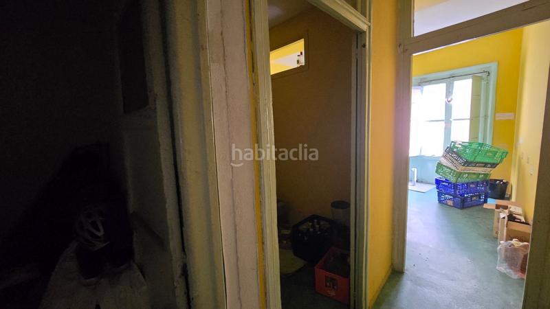 Foto aaebf37e-7f4c-46d4-b713-582d4c558673. Edificio emblemático edificio en pleno puente en Llanes pueblo Llanes