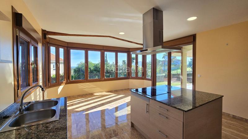 Foto c14d76a6-e88b-46ba-8ab7-001db69834df. Casa preciosa y luminosa casa en Celorio-Poó-Parres Llanes