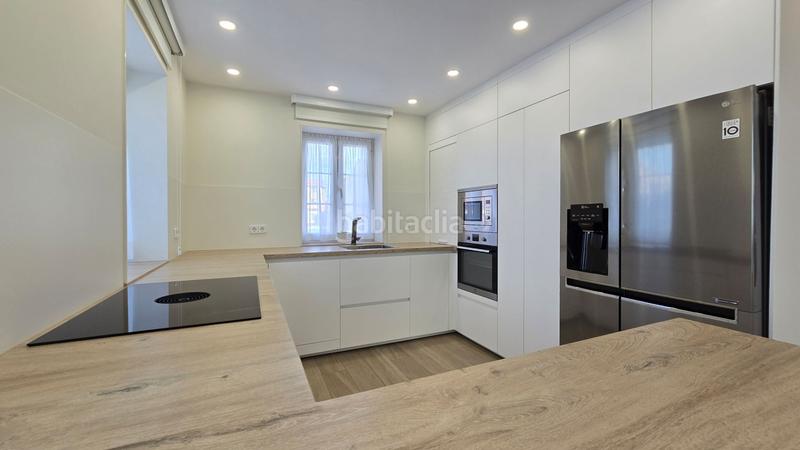 Foto b62cda95-bf12-46ac-959f-01ab11304bd1. House with heating in Llanes pueblo Llanes