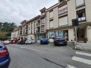 Lloguer Local Comercial a Llanes Pueblo. Local comercial en llanes.