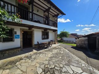 House in Vidiago-Pendueles-Tresgrandras