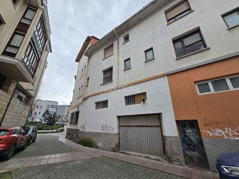 Foto e9c47cbd-2117-4c49-9fbe-7c1d37a7a971. Edificio en Llanes edificio en pleno centro en Llanes pueblo Llanes