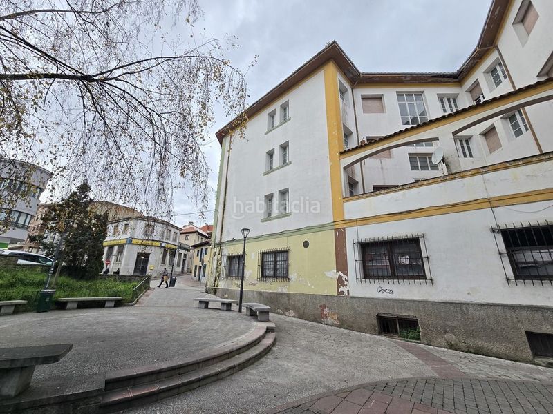 Foto f85ea9cf-e7c8-40a6-906c-c9359f2fc359. Edificio en Llanes edificio en pleno centro en Llanes pueblo Llanes