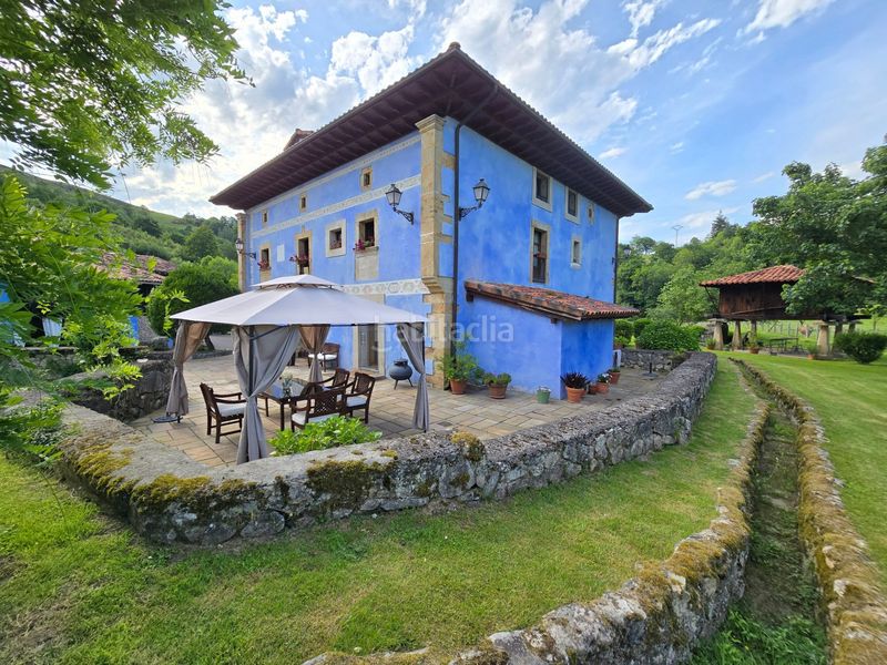 Foto aa6c0d03-60a5-4d6a-9423-072858721d13. Edifici a Cangas de Onís