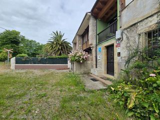 Casa a Cué-San Roque-Andrín. Casa ,terreno y cuadra a 5 minutos de llanes