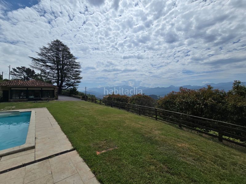 Foto 0729cfb8-1405-4c40-b408-8e4c1664ff30. Casa amb piscina a Parres