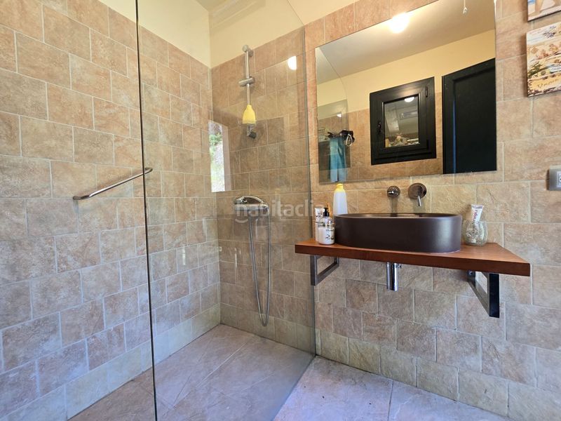 Foto 106de037-90c4-496a-8a8d-4d7248e2a494. Casa amb piscina a Parres