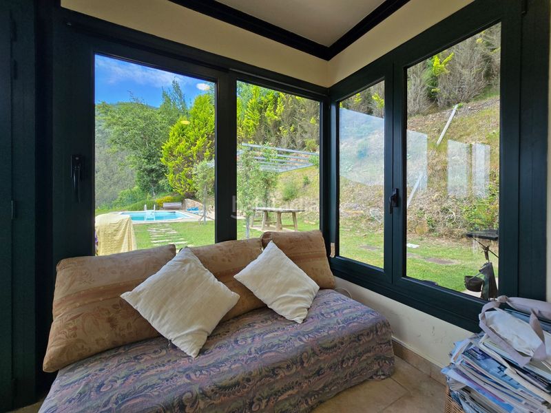 Foto 1554a1d5-74e5-4bd2-9e0e-4c8bbeb57925. Casa amb piscina a Parres