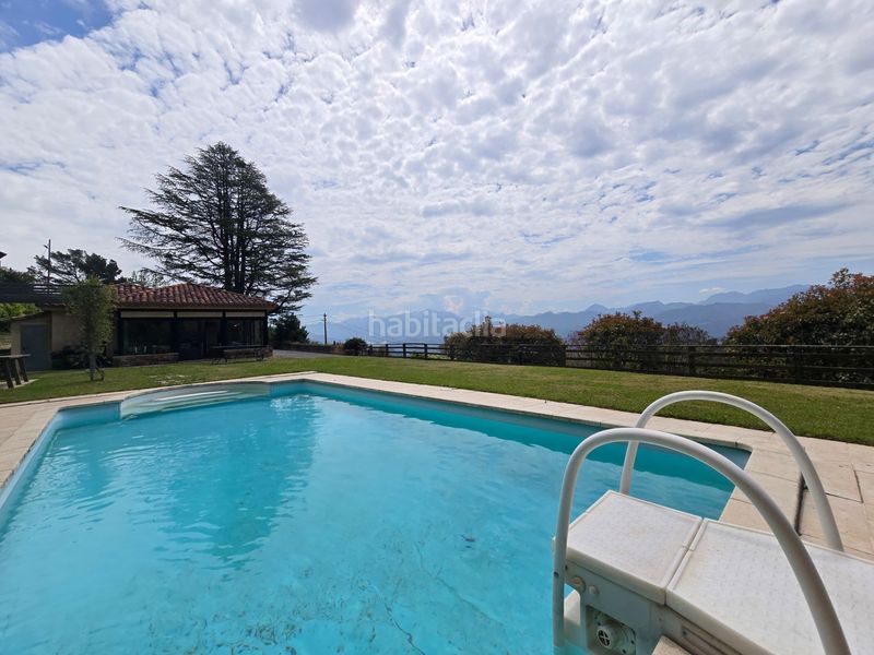 Foto 5938528e-03cc-468a-a542-997a4de90527. Casa amb piscina a Parres