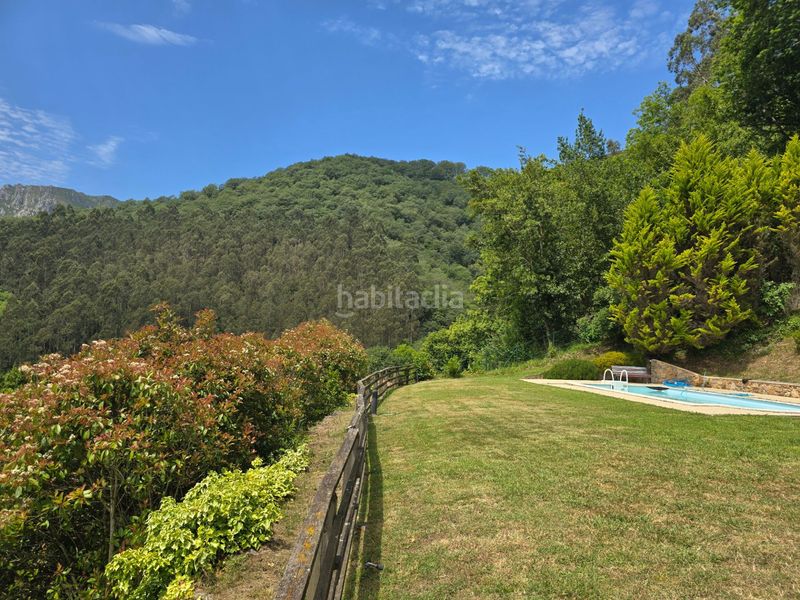 Foto d4b6ebac-ee7e-4e0a-85aa-031df2ae3e7c. Casa amb piscina a Parres