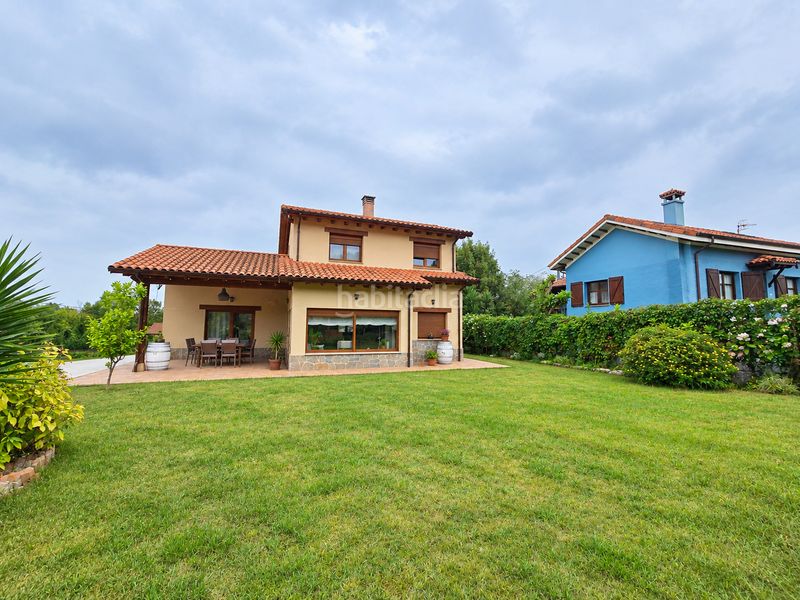 Foto c2a16fed-0bdd-496c-8d72-b092bd3314e4. Casa amb calefacció a Pría-Nueva-Hontoria-Naves Llanes