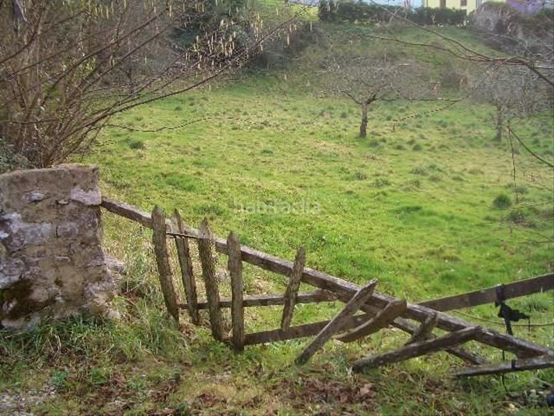 Foto 4a7d627a-63ce-4020-ba28-802729889af4. Terreno residencial finca próxima a . en Celorio-Poó-Parres Llanes