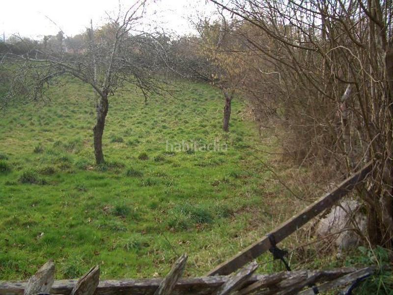 Foto dedeeff0-fd4c-4f11-abb0-5ea8f448265e. Terreno residencial finca próxima a . en Celorio-Poó-Parres Llanes