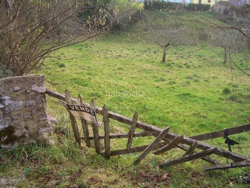 Foto c97b499b-6caa-42d5-b127-2df460e5d6c0. Terreny residencial a Celorio-Poó-Parres Llanes