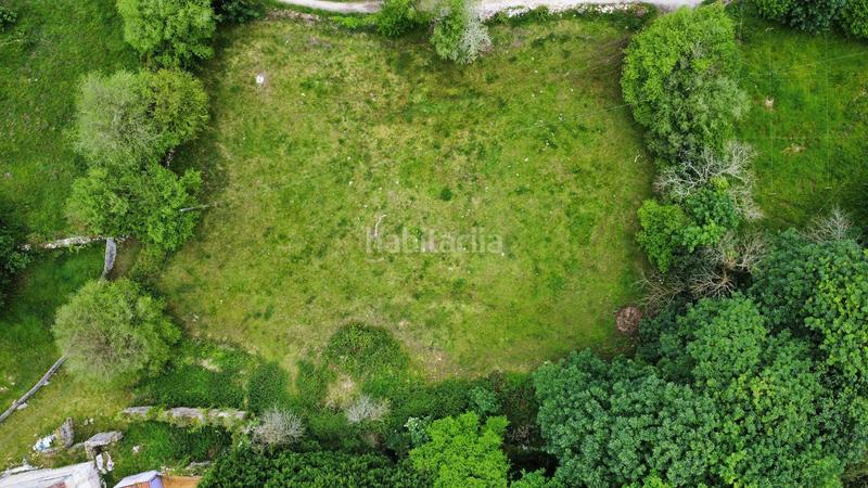 Foto f2123edf-dde8-42fd-a6cb-c00eec27eef2. Terreny residencial a Celorio-Poó-Parres Llanes