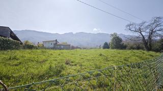 Residential Plot in Celorio-Poó-Parres. Parcela en la pereda.