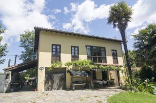 Casa a Celorio-Poó-Parres. Impresionante propiedad en poo
