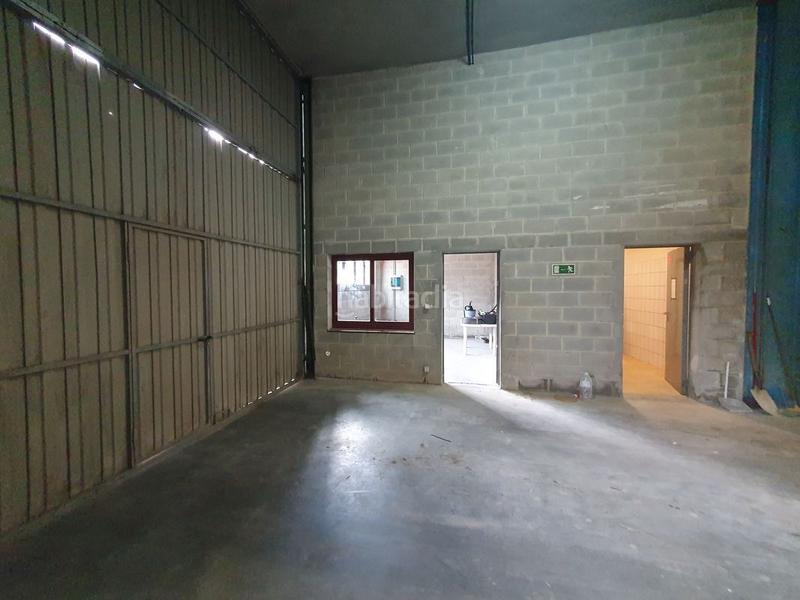 Foto 3aa9b302-7081-4dd4-93dc-7b8ccde66646. Nave industrial en Posada-Barro Llanes