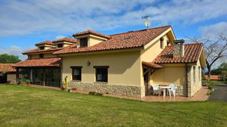 Casa en Pra-Nueva-Hontoria-Naves. Impresionante propiedad en belmonte de pria
