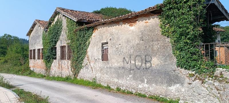 Foto 91039478-ebc0-4fcf-bbc9-4416b6e5a5aa. Masía casona con parcela para rehabilitar, orientacion sur en bricia en Llanes