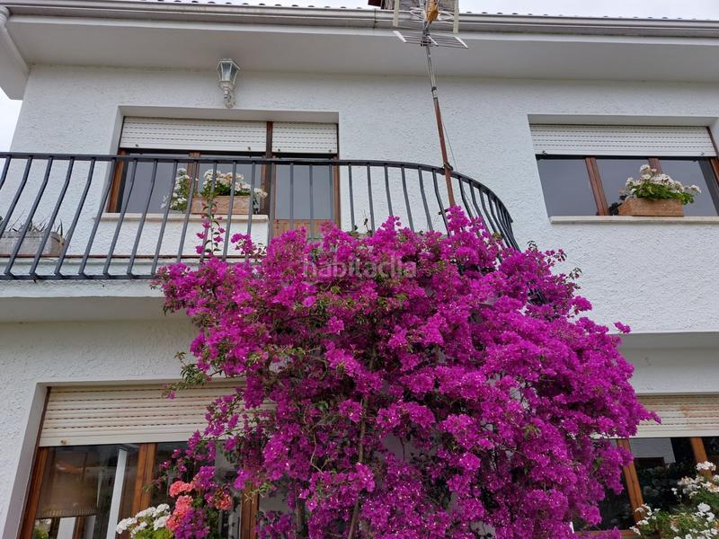 Foto 17aa2208-6169-4ef5-a919-ff874e282390. Casa chalet adosado en celorio, a un paso de la playa de palombina! en Llanes