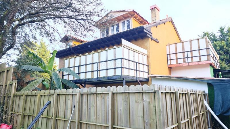 Foto b2d6438f-cc45-45d7-9e74-e5f44cf1b3d2. Édifice dans Pría-Nueva-Hontoria-Naves Llanes