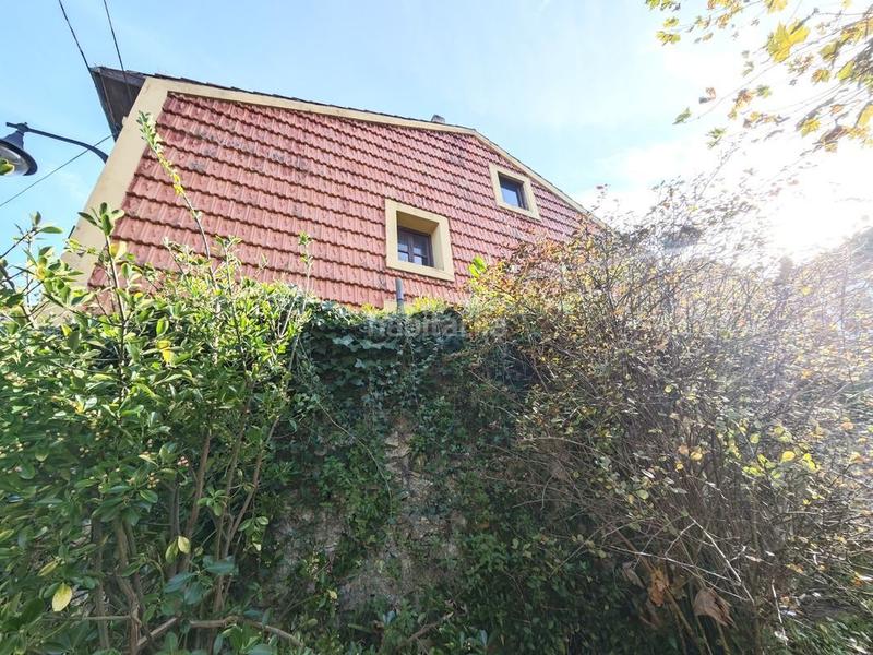 Foto f6ee5391-d5c3-42d6-bf69-adfc2052e959. Casa  para 3 apartamentos en el cuetu en Llanes pueblo Llanes