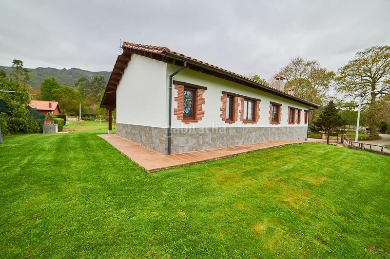 Foto 00cc4531-0782-47dc-851a-c55c8e9d793d. Casa amb calefacció a Cué-San Roque-Andrín Llanes