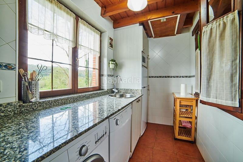 Foto df5847d0-0268-4b85-9691-d545403ccf7f. Casa amb calefacció a Cué-San Roque-Andrín Llanes