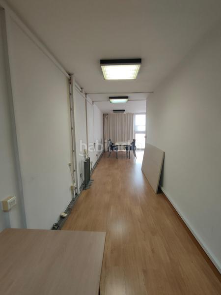 Foto c96c72d7-859c-4a78-b922-1d653180229e. Location bureau dans carrer major 22 dans Castellbisbal