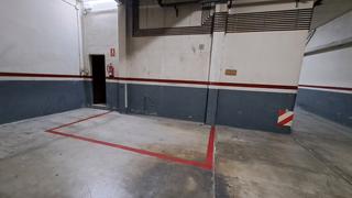 Aparcament cotxe a Carrer de jacint verdaguer 18. Plaça de pàrquing en venta