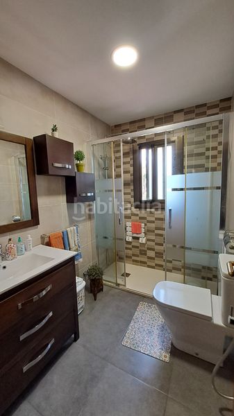 Foto cbd66ebd-09f8-434c-aaf4-1390ce8584ee. Xalet amb xemeneia calefacció aparcament a Castellbisbal