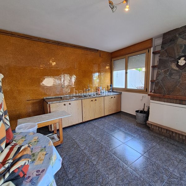 Foto 33f83d5d-d500-4c79-8f7a-fcba39d18859. Casa amb xemeneia calefacció a Castellbisbal