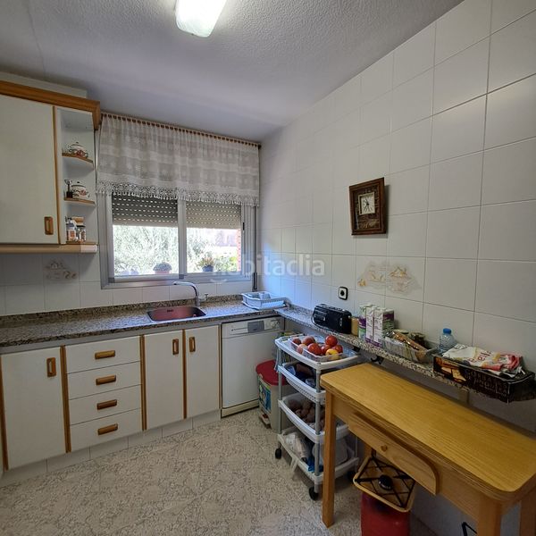 Foto 5b10f25e-c015-449b-8de7-5c4afac9cd95. Casa amb xemeneia calefacció a Castellbisbal