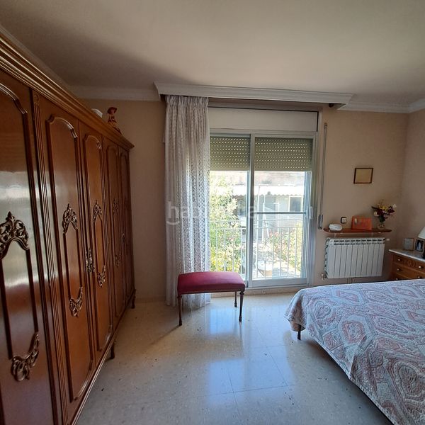 Foto 8a64fbdd-ee92-4ced-8124-cc3e746dc5ba. Casa amb xemeneia calefacció a Castellbisbal