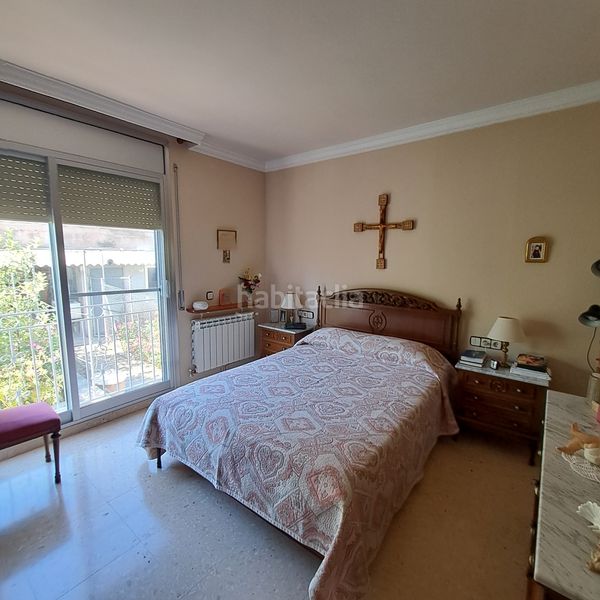 Foto dde9dc18-b29d-4ab7-b79f-f51531661eb7. Casa amb xemeneia calefacció a Castellbisbal