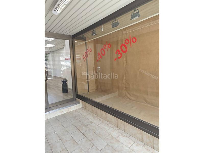 Foto 55b6bff0-cdb6-4145-ae9b-12e484ea59fd. Alquiler local comercial  en alquiler carrer ample en Terrassa