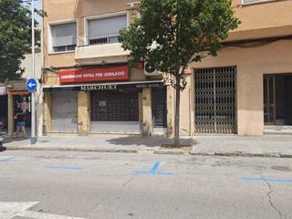 Location Local commercial  Ample. Local comercial en alquiler carrer ample